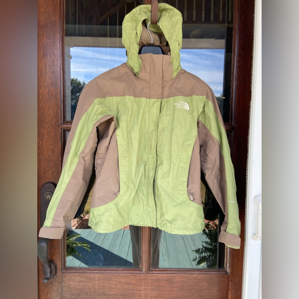 The North Face Hyvent jacket with‎ removable hood. (S/p)